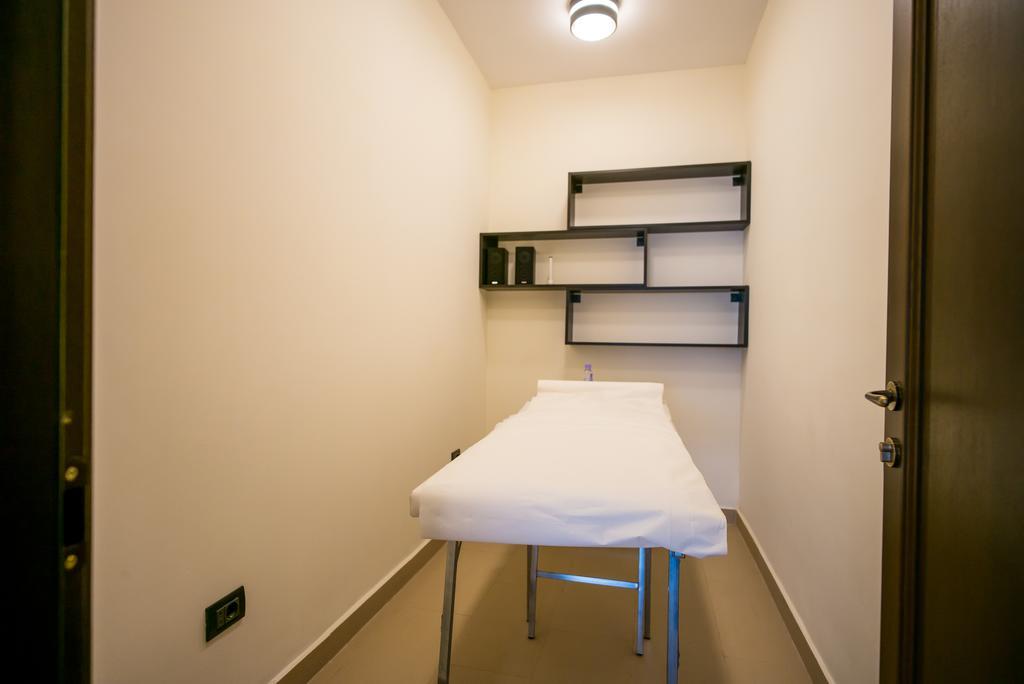 Pensiunea Royal Spa Piatra Neamţ Buitenkant foto