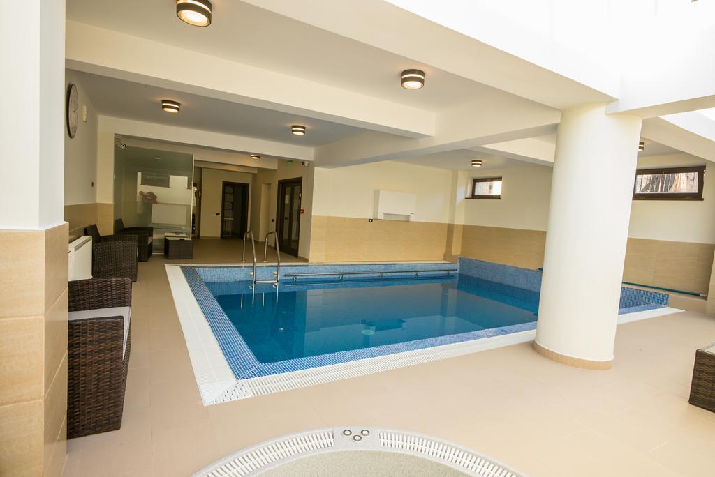 Pensiunea Royal Spa Piatra Neamţ Buitenkant foto